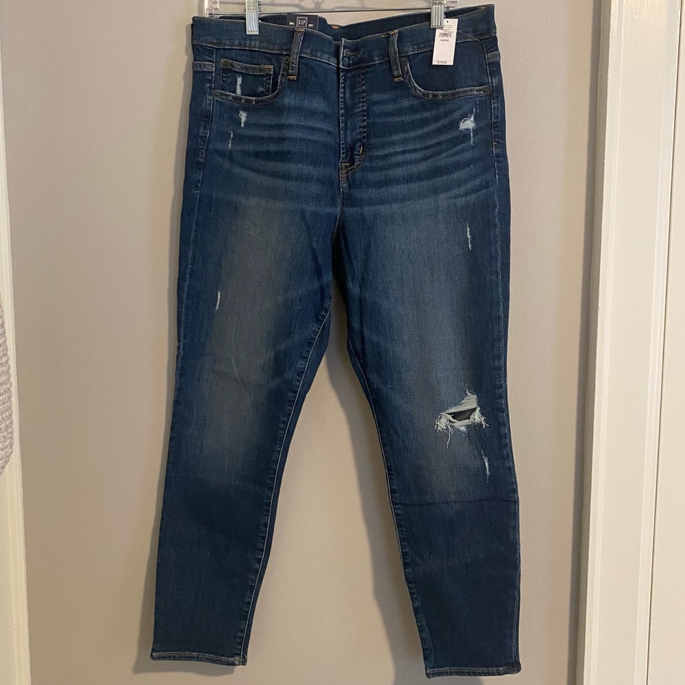 NWT - Gap Denim True Skinny Ankle High Rise Jean
 SIZE 16/33 Regular